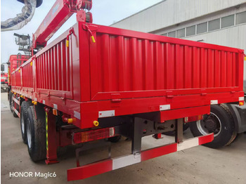 Мобилен кран Sinotruk HOWO 8*4 Mobile crane: слика 4