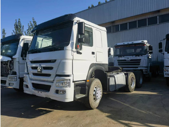 Камион влекач SINOTRUK HOWO