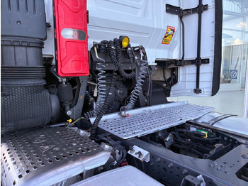 Камион влекач Cabeza Tractora IVECO 460 AUTOMATICO  INTARDER ADR: слика 5