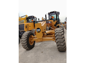 Порамнувач CATERPILLAR 140H