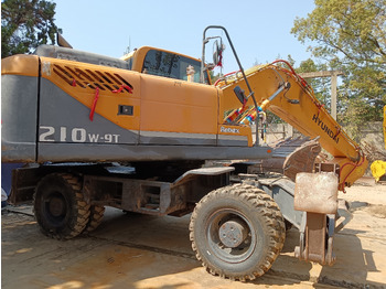 Багер на тркала HYUNDAI R210