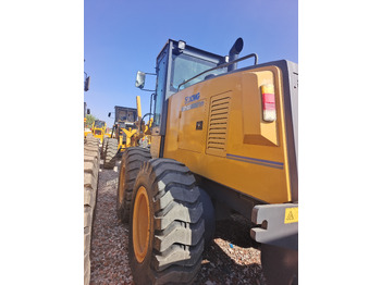 Порамнувач XCMG GR1803