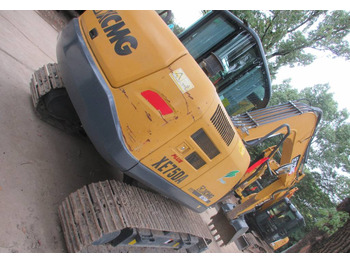 Багер гасеничар XCMG XE 75 DA: слика 1