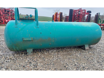 Опрема за наѓубрување AGRODAN