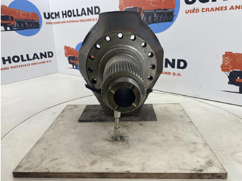 Рукавец за Мобилен кран PPM 250 ATT Steering knuckle 16 holes axle 1: слика 2