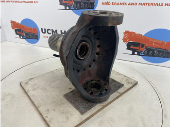 Рукавец за Мобилен кран PPM 250 ATT Steering knuckle 16 holes axle 1: слика 4