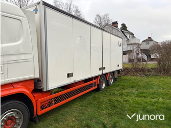 Камион сандучар Skåpbil - Scania R410LB: слика 4