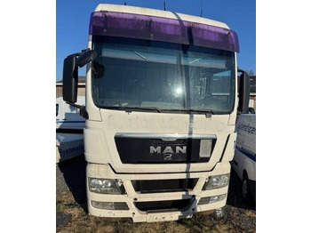 Камион влекач MAN TGX 18.440