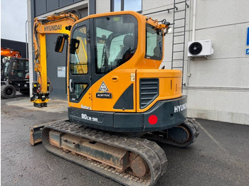 Мини багер Hyundai R80CR-9A PYÖRITTÄJÄLLÄ: слика 3