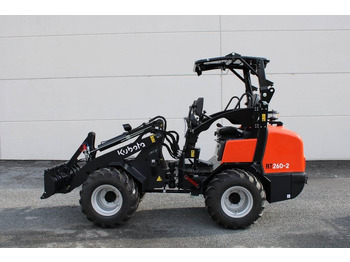 Земјоделски натоварувач KUBOTA