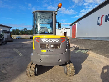 Мини багер Volvo EC35D HIENO KUNTO: слика 3