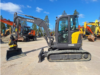 Мини багер VOLVO ECR48C