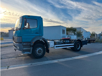 Камион со кабинска шасија Mercedes-Benz Atego 1823. 6 Zylinder.: слика 2