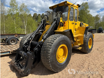 Натоварувач на тркала VOLVO L90