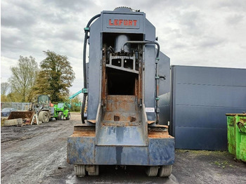 Земјоделска машина Lefort 420 500 shear baler Schere Konkeror Konqueror: слика 4