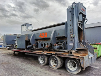 : фотографија на заглавието