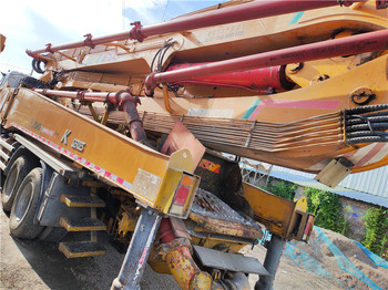 Камион со бетонска пумпа XCMG Official Hb56K Second Hand 56m Truck-Mounted Concrete Pump Truck for Sale: слика 3
