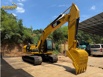 Багер гасеничар CATERPILLAR 320D2