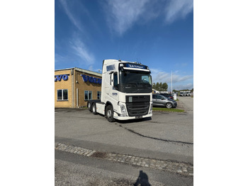 Камион влекач VOLVO FH 500