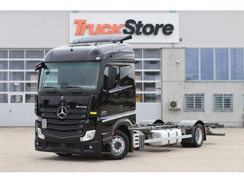 Транспортер на контејнер/ Камион со променливо тело MERCEDES-BENZ Actros 1842