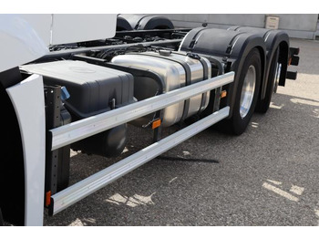 Камион со кабинска шасија Mercedes-Benz Actros 2543L EXII/EXIII, FL: слика 4
