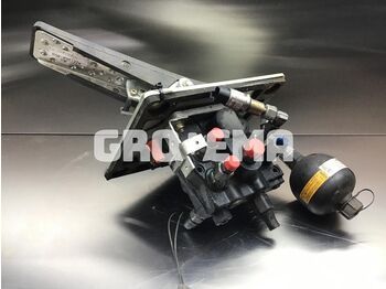 Педала LIEBHERR