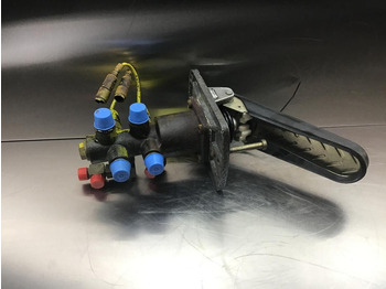 Педала LIEBHERR