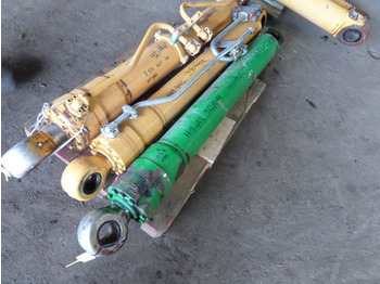 Хидрауличен цилиндар LIEBHERR