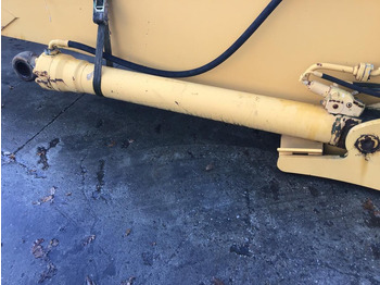 Хидрауличен цилиндар LIEBHERR