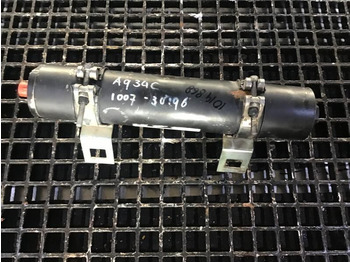 Хидрауличен цилиндар LIEBHERR