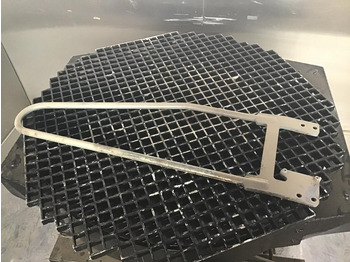 Кабина и ентериер LIEBHERR