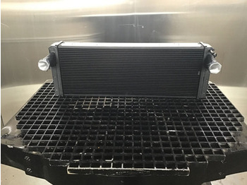 Интеркулер LIEBHERR