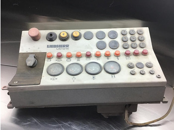 Контролна табла LIEBHERR