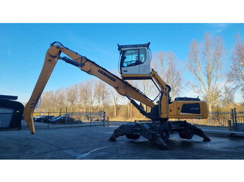 Справувач со отпад/ Индустрија LIEBHERR LH 30 M
