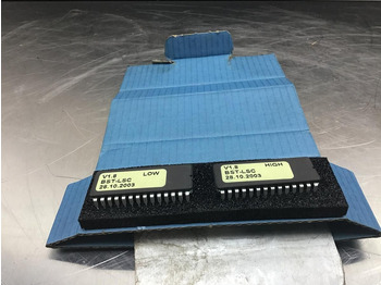 Контролна табла LIEBHERR