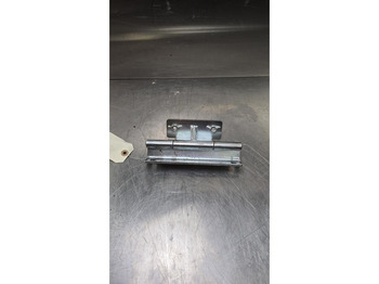 Кабина и ентериер LIEBHERR