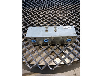 Хидраулика LIEBHERR