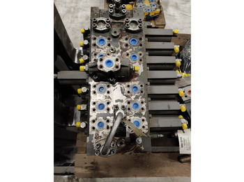 Хидраулика LIEBHERR