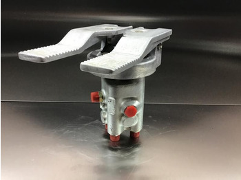 Педала LIEBHERR