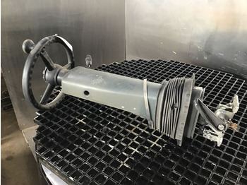 Управувачки столб LIEBHERR