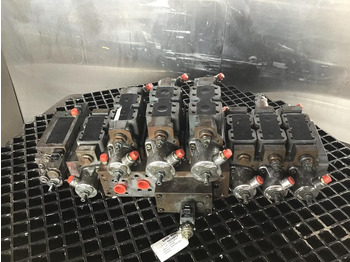 Хидраулика LIEBHERR