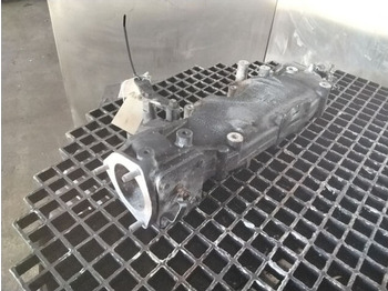 Усисна цевка LIEBHERR