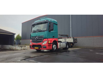 Камион влекач MERCEDES-BENZ Actros 1845