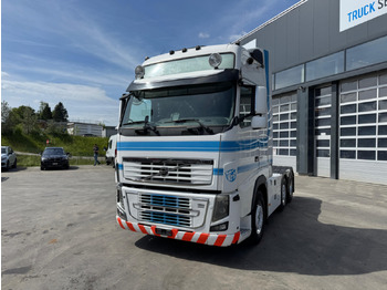 Камион влекач VOLVO FH16 750