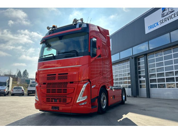 Камион влекач VOLVO FH 500