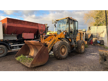 Натоварувач на тркала HYUNDAI