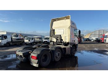 Камион влекач DAF CF 450: слика 4