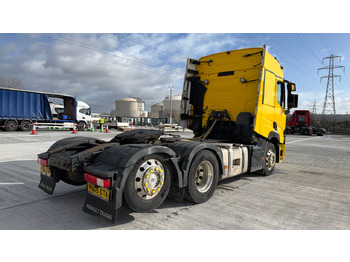 Камион влекач RENAULT T RANGE: слика 4 Камион влекач RENAULT T RANGE: слика 4