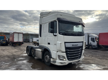 Камион влекач DAF XF 460