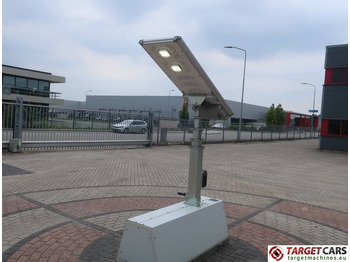 Кула за рефлектори Trime X-Pole Solar Panel 50W Led Tower Light: слика 3